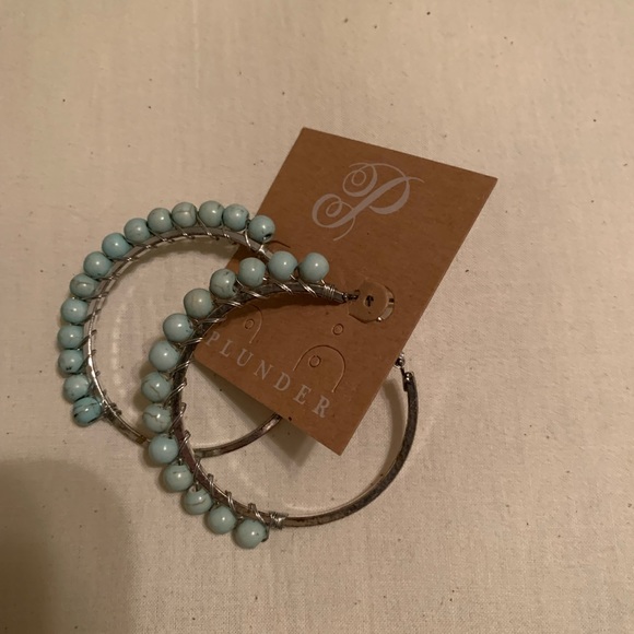 Plunder Hoop Earringa - Picture 2 of 6